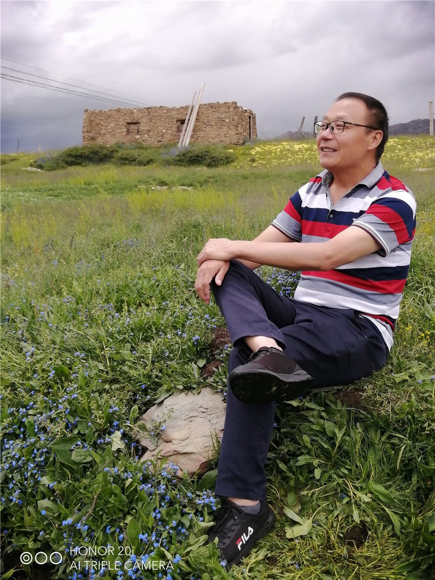 郭茜.jpg 郭茜.jpg