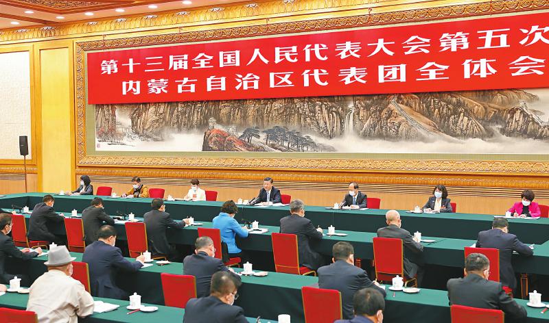 習近平在參加.jpg 習近平在參加.jpg